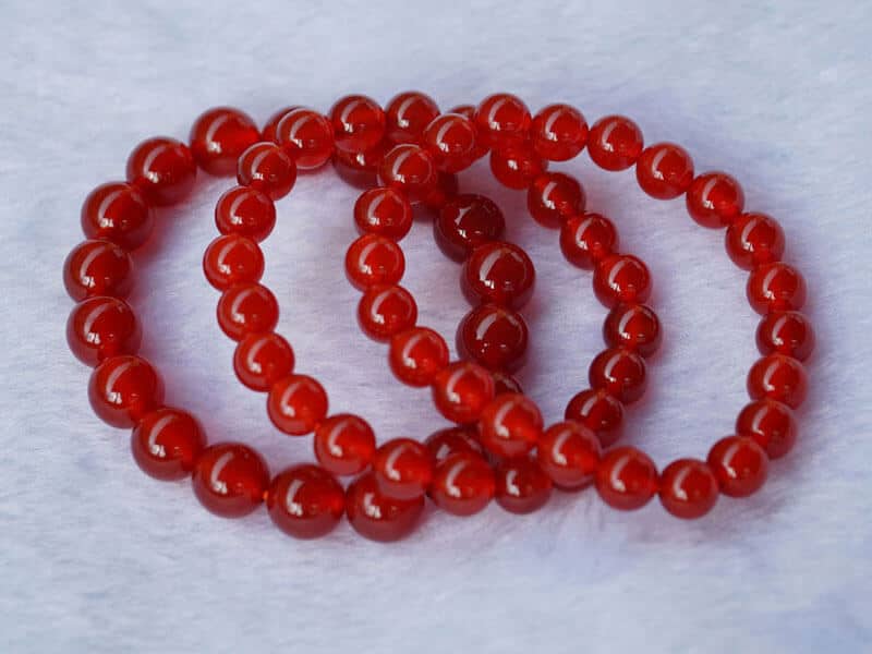 vong-tay-phong-thuy-menh-hoa